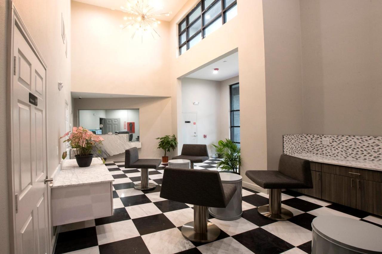 House Hotel Houston Bagian luar foto